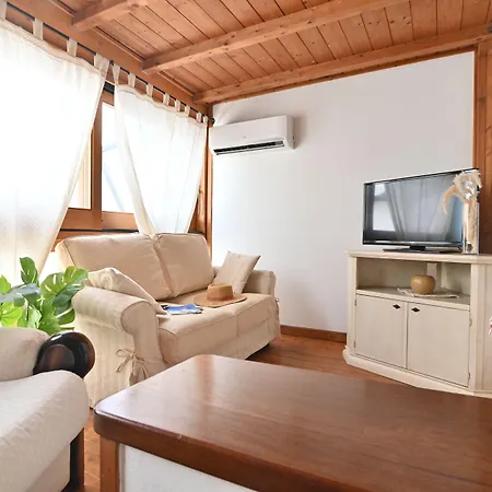 Izzhome Terrace Apartman Pula